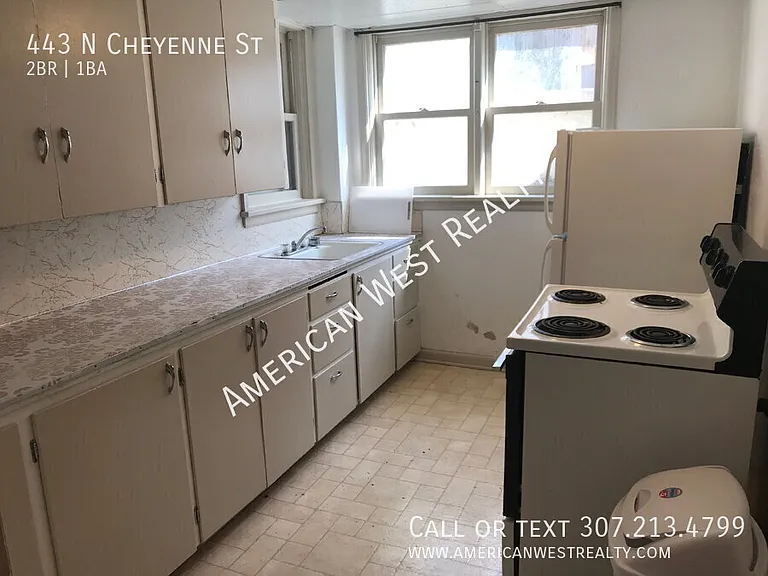 443 N Cheyenne St — Photo 2