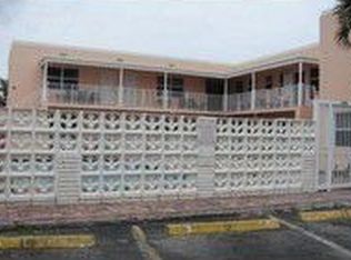 1901 N Surf Rd APT 10, Hollywood, FL 33019