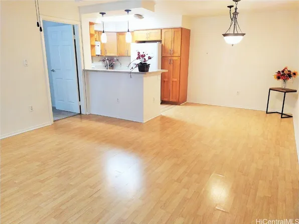 95-270 Waikalani Dr APT I104, Mililani, HI 96789