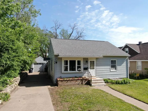 2159 Farnam STREET, La Crosse, WI 54601