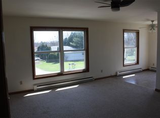 505 S Maple St #3, Grant Park, IL 60940