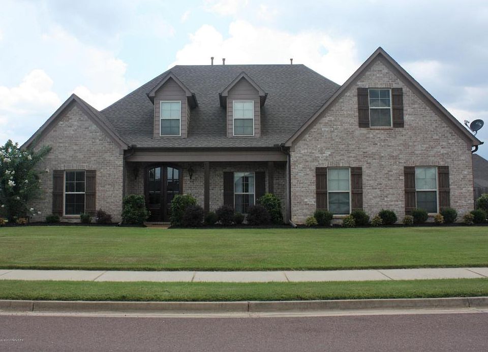 1st image of 1071 Aquila Cir N