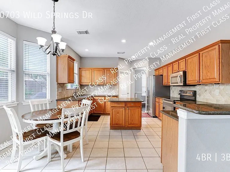 20703 Wild Springs Dr — Photo 10