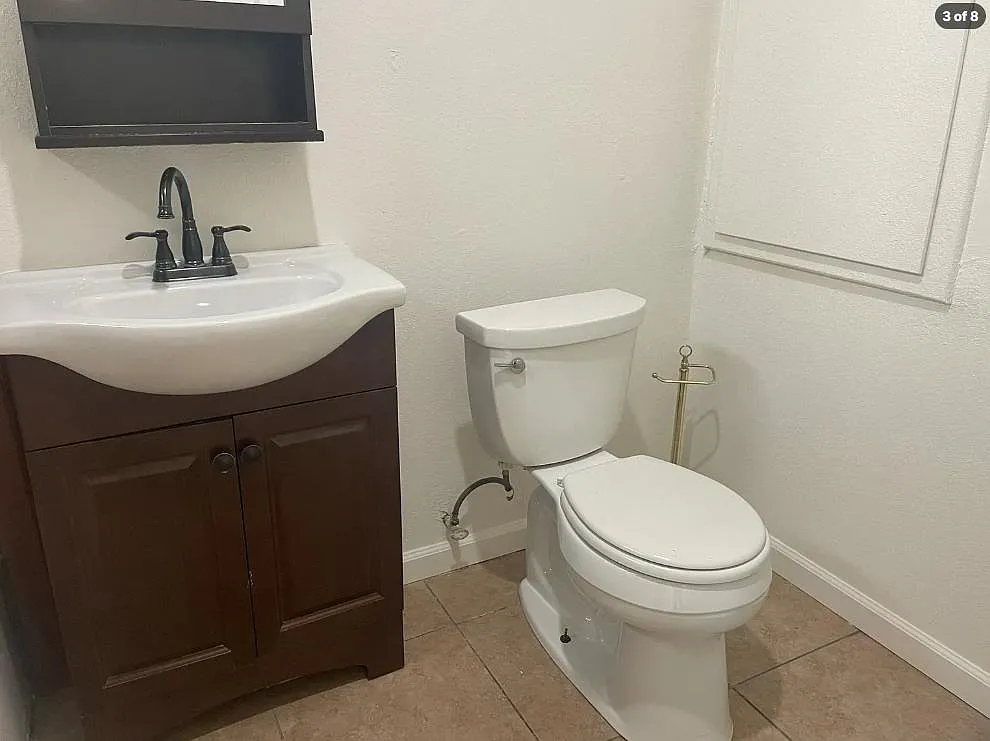 235 S Weitzel St, unit a — Photo 4