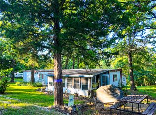 22415 Flintlock Trl, Wheatland, MO 65779