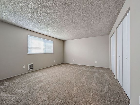 5th image of 1024 Cedar Ave #B