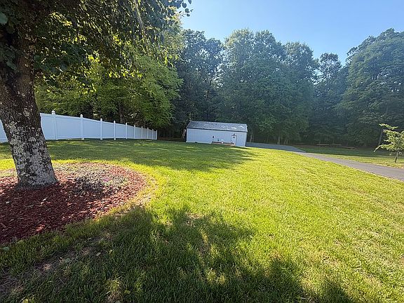 4th image of 1070 Muddy Creek Rd #1070