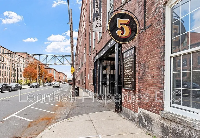 240 Jackson St #309 — Photo 5