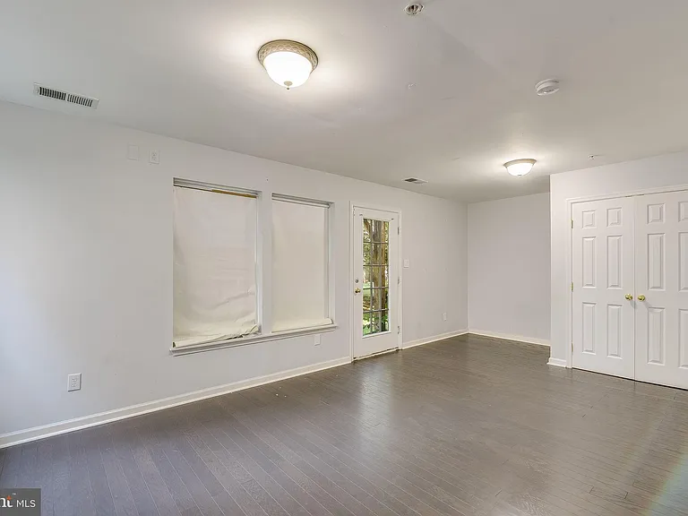 7742 Valley Oak Dr #91 — Photo 26