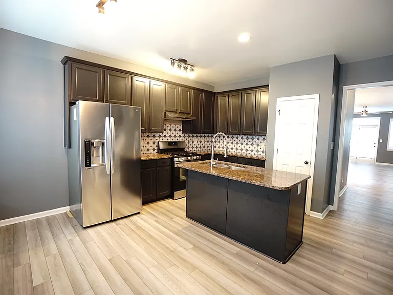 741 Village Field Ct — Photo 12