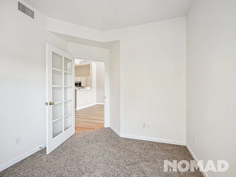 8707 E Florida Ave #604 — Photo 19