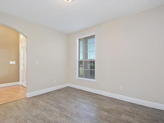 5th image of 6525 State Road 33