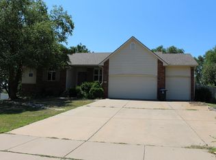 1235 Prairie View Rd, El Dorado, KS 67042