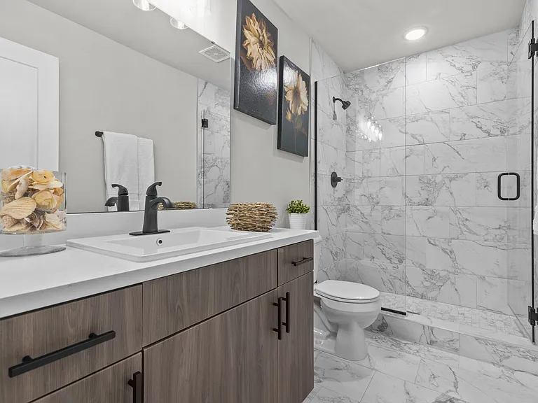 Ivy Townhomes — Photo 14