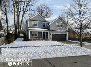 252 Williams Ave, Grosse Pointe Farms, MI 48236