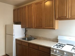 1616 President St APT B4, Brooklyn, NY 11213