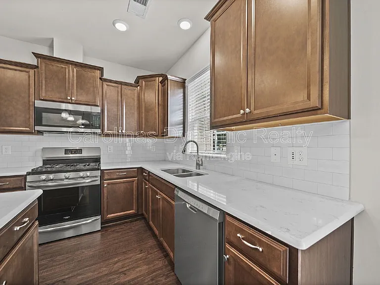 15108 Evergreen House Dr — Photo 12