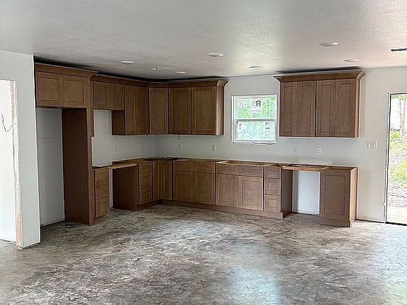 2nd image of 773 Green St #7610