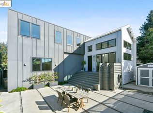 1063 60th St, Oakland, CA 94608