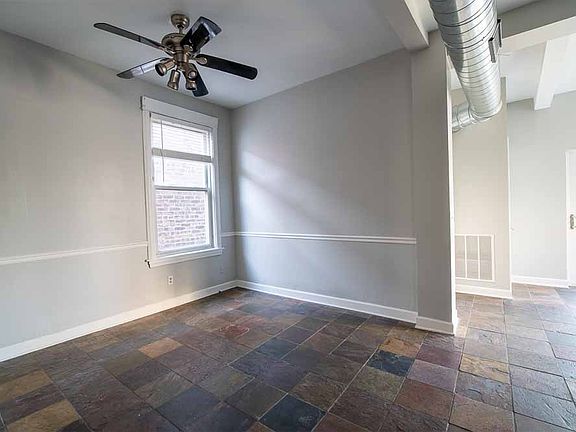 5th image of 1456 W Foster Ave #2