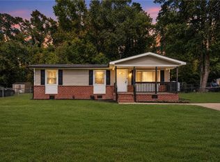 800 Nixon Dr, Suffolk, VA 23434