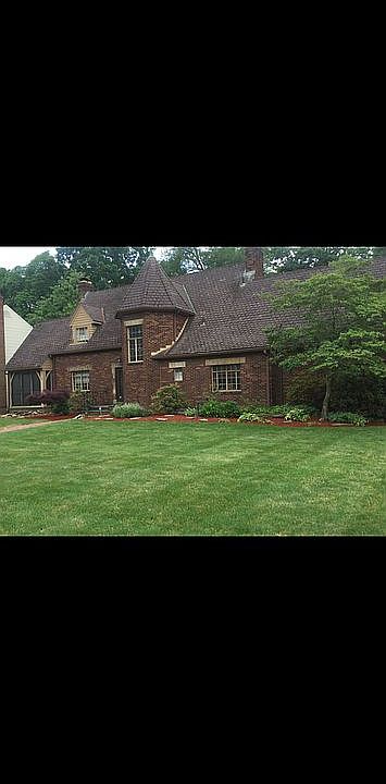2nd image of 1810 Highbridge Rd