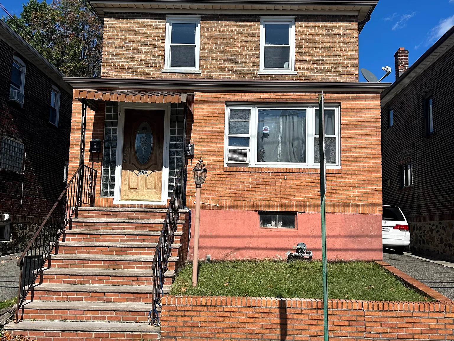 1 bed, $2,000 — Photo 1