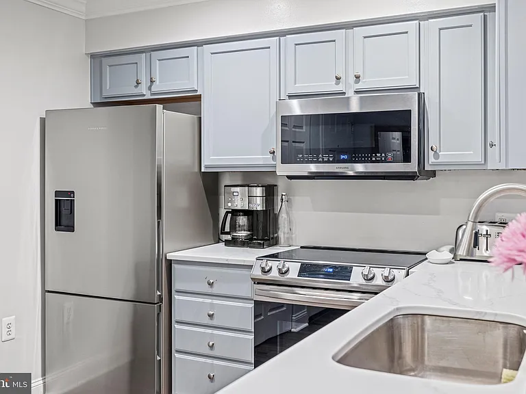 1001 N Vermont St #105 — Photo 7