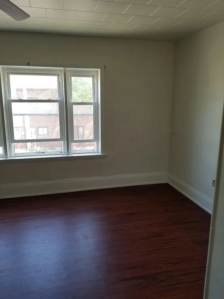 1727 Walnut Ave APT 4 photo 1