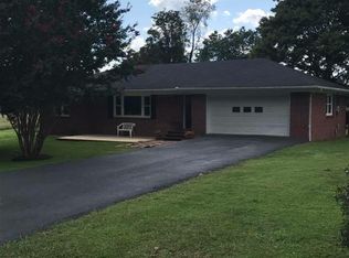 1160 Moodyville Loop, Byrdstown, TN 38549