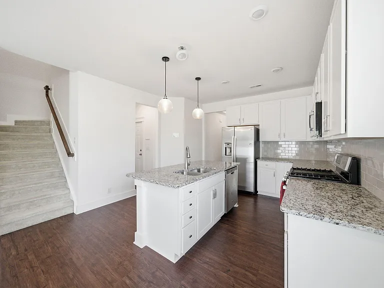 201 Marbella Grove Ct — Photo 6