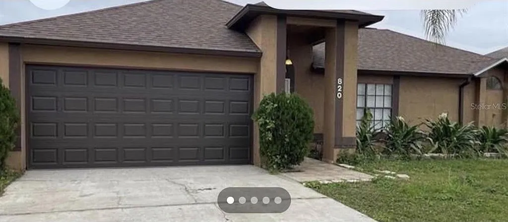 3 bed, 2.0 bath, 1776 sqft, $1,700 — Photo 1