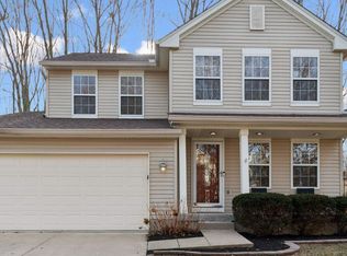 1525 Thornberry Rd, Amelia, OH 45102