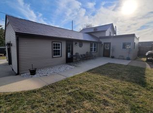 102 S Elizabeth St, Eden, WI