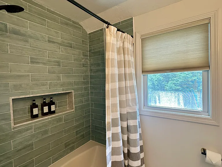 16 Dillingham Ave — Photo 31