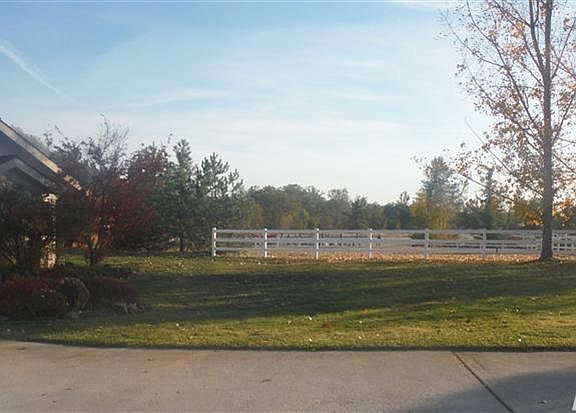 2nd image of 13555 Lake Valley Dr