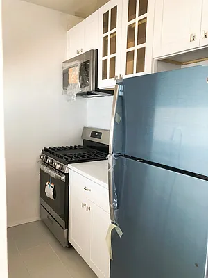 Rented by Corcoran | media 7