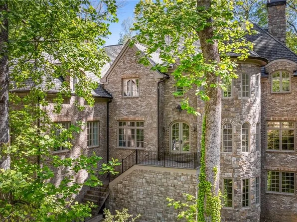115 Mount Paran Rdg, Atlanta, GA 30327