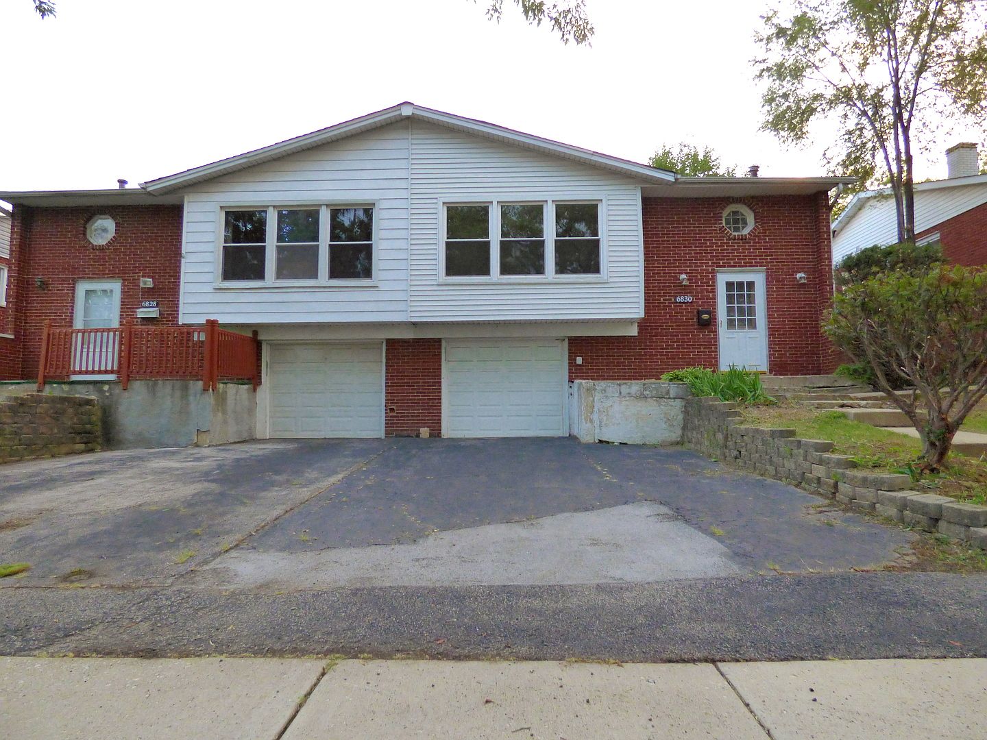 6830 Valley View Rd, Hanover Park, IL 60133 Zillow