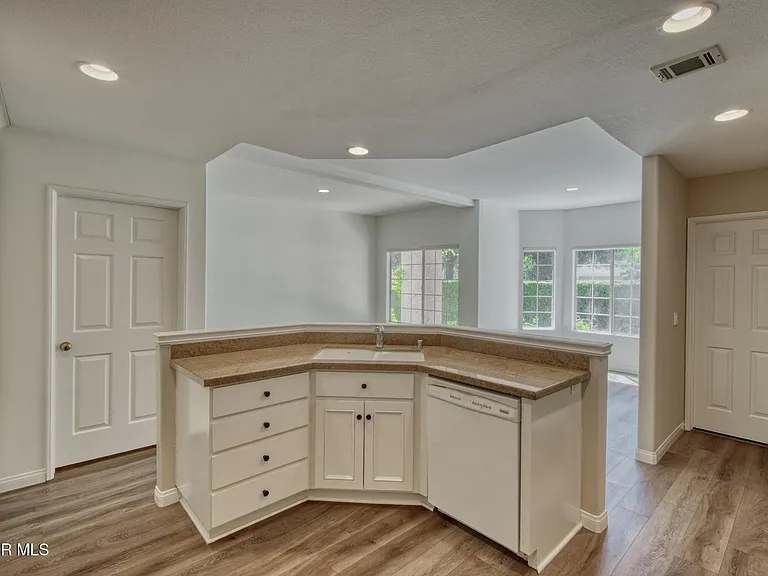 Cherry Creek Cir — Photo 12