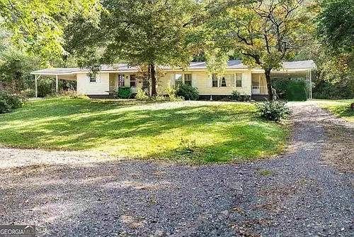 424 Wayside Rd NE Photo 1