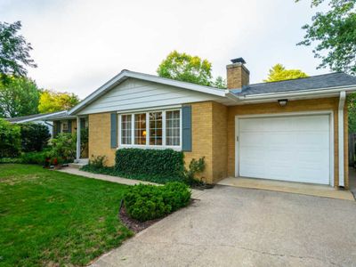 432 Black Oak Dr, Michigan City, IN, 46360