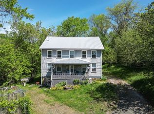 35 Bear Creek Rd, Lowell, OH 45744