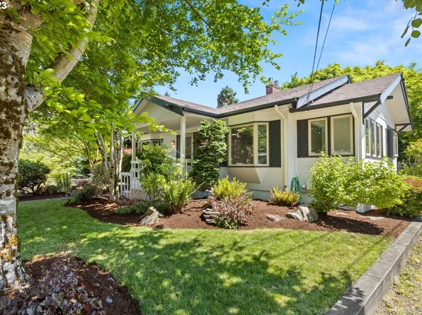 8834 SE 43rd Ave, Milwaukie, OR 97222