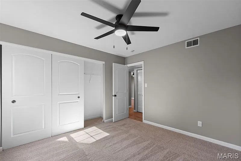 Thumbnail 16