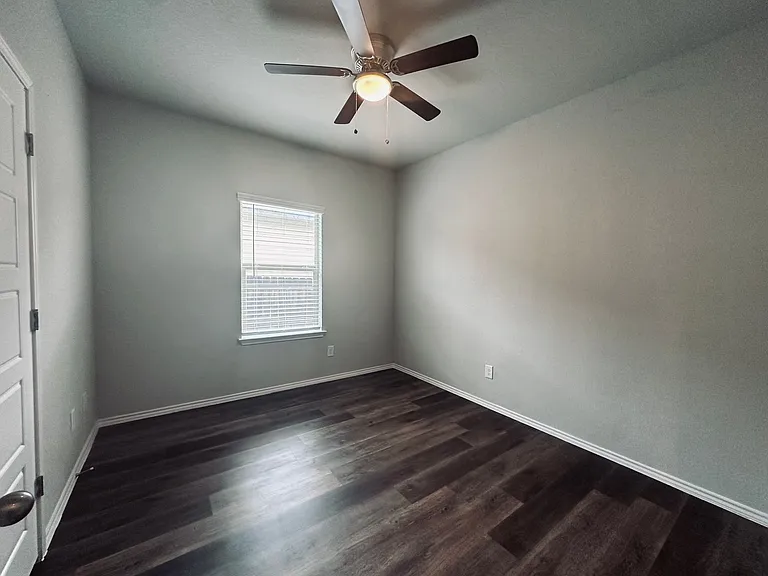 9302 Canyon Bend — Photo 11