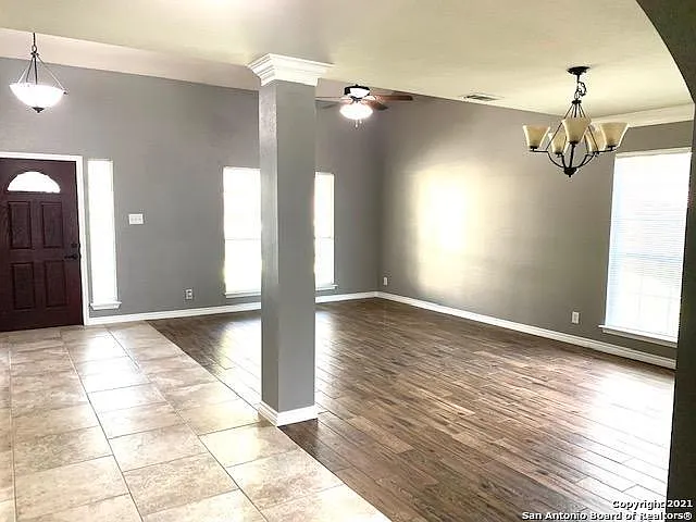3 bed, 2.5 bath, $2,150 — Photo 3