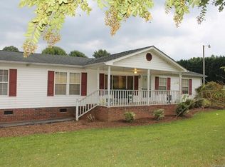 110 Karens Ct, Bessemer City, NC 28016