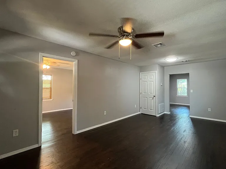 4128 S 32nd West Ave — Photo 15