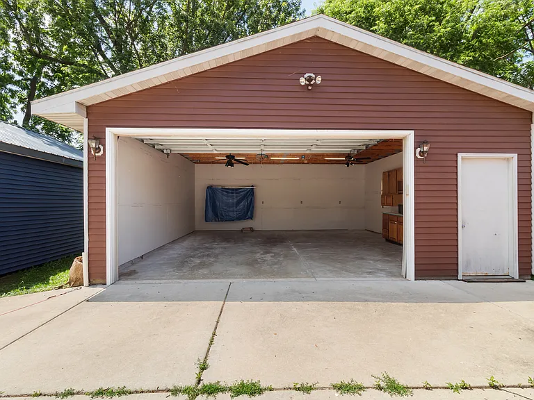 3485 Hargrove St — Photo 4